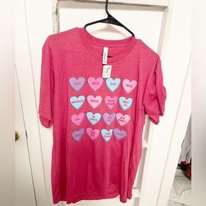 Pink t shirt country